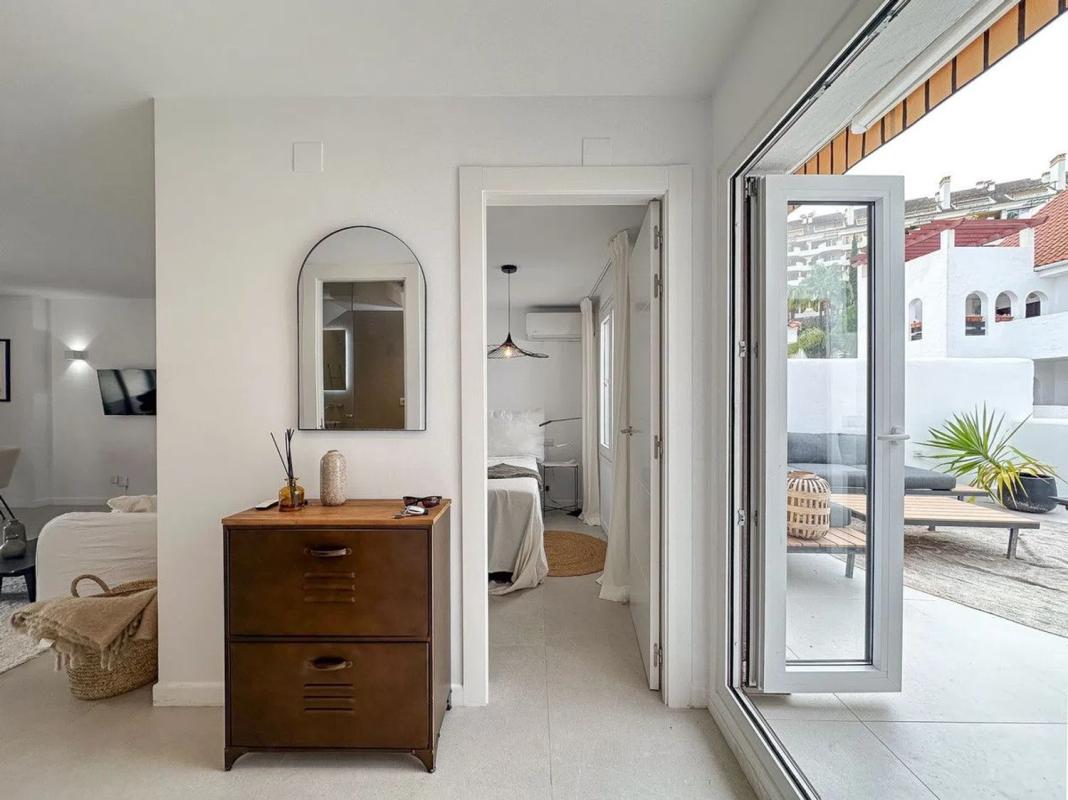 Sale of apartment in Calle las Ventas, Marbella
photo 2