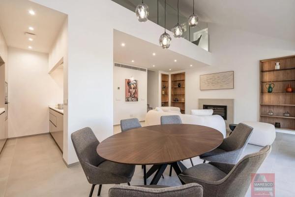 Penthouse for sale in  Avenida del Prado, Marbella photo 3