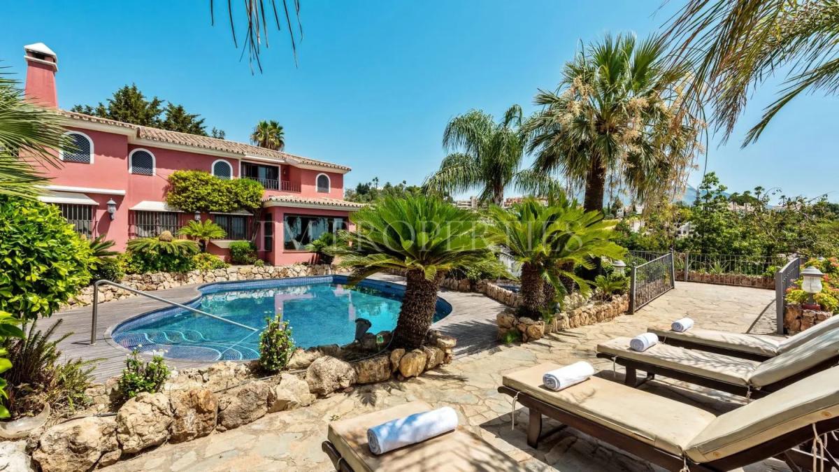 Venta de chalet independiente en Calle Avenue del Prado s/n, Marbella
photo 1