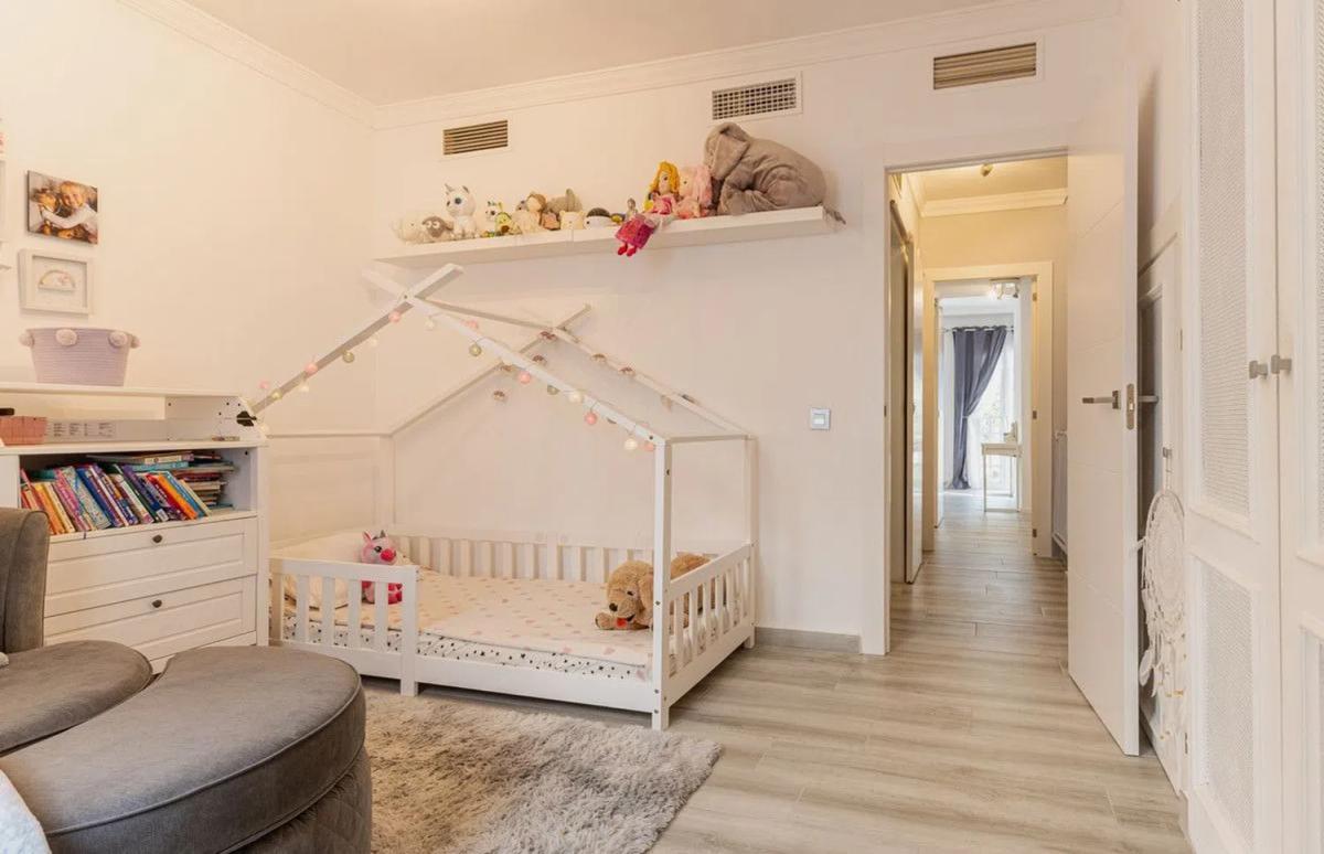 Venta de chalet independiente en Avenida Generalife del, Marbella
 photo 5