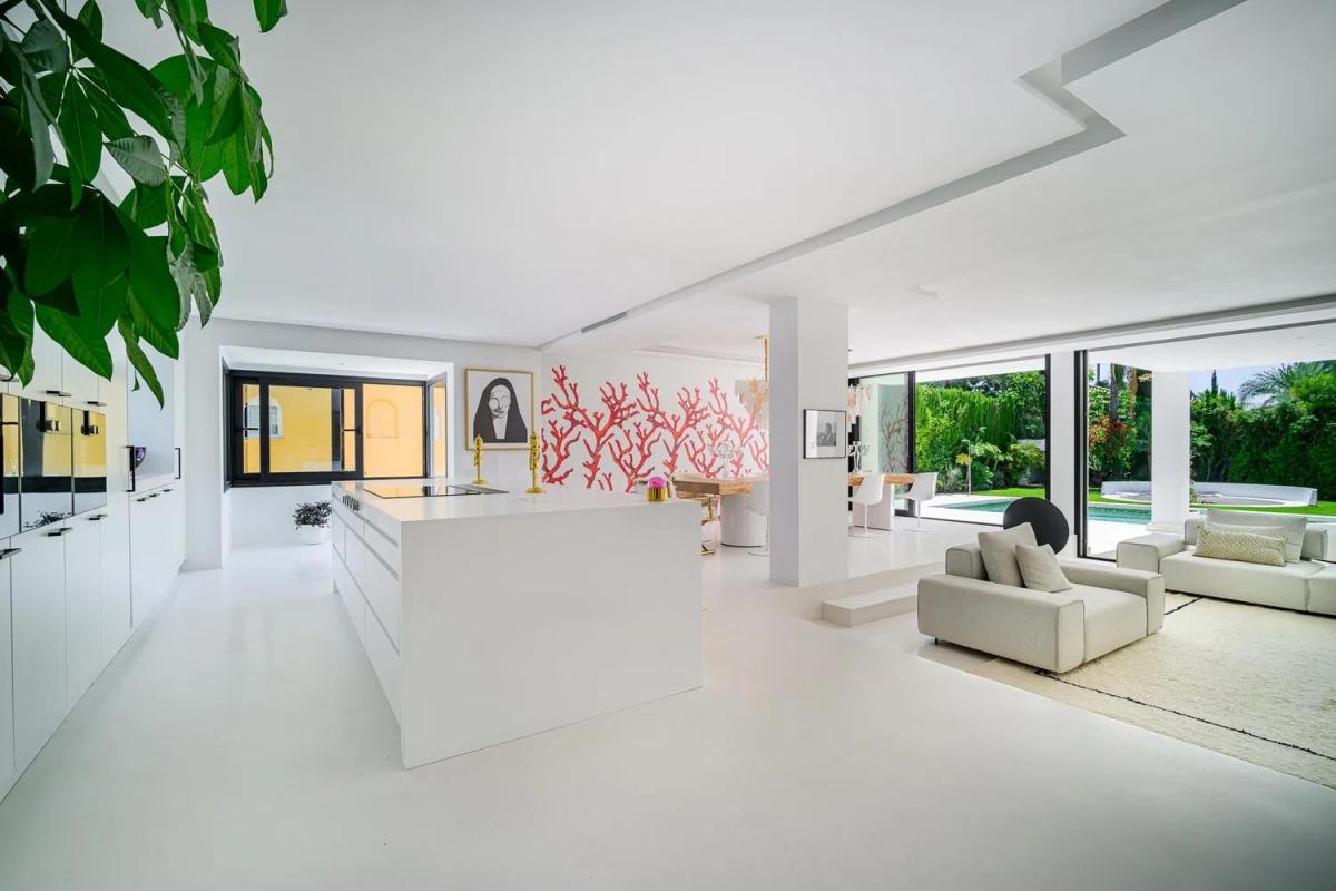 Venta de chalet independiente en Calle paris, Marbella
photo 3