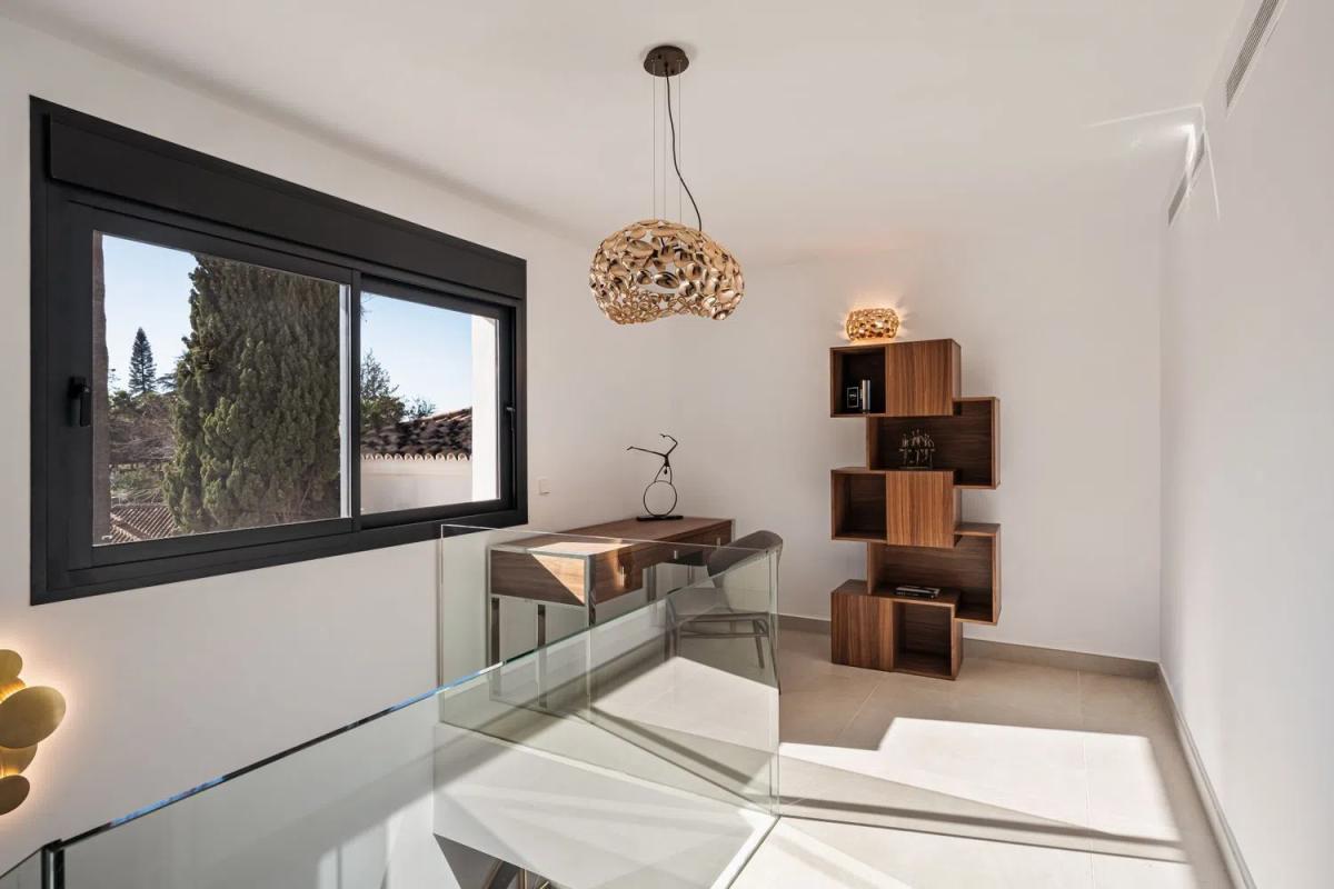 Venta de chalet independiente en Barrio Los Naranjos, Marbella
photo 5