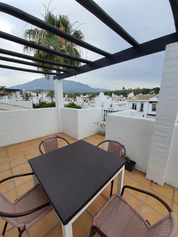 Sprzedaż duplexu w Urbanización Los Naranjos de Marbella, Marbella photo 2