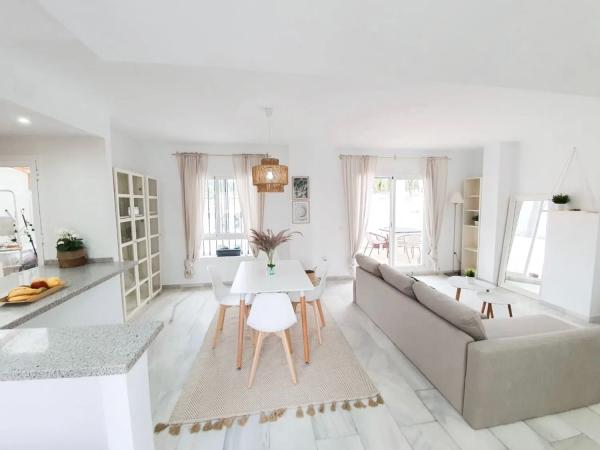 Penthouse for sale in  Urb. Los Naranjos, Marbella photo 1