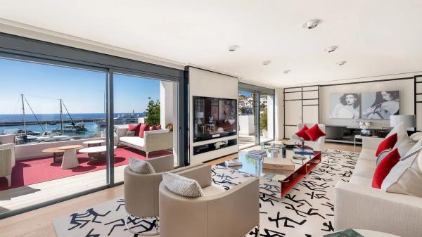 Penthouse for sale in  Avenida de Julio Iglesias, Marbella photo 2