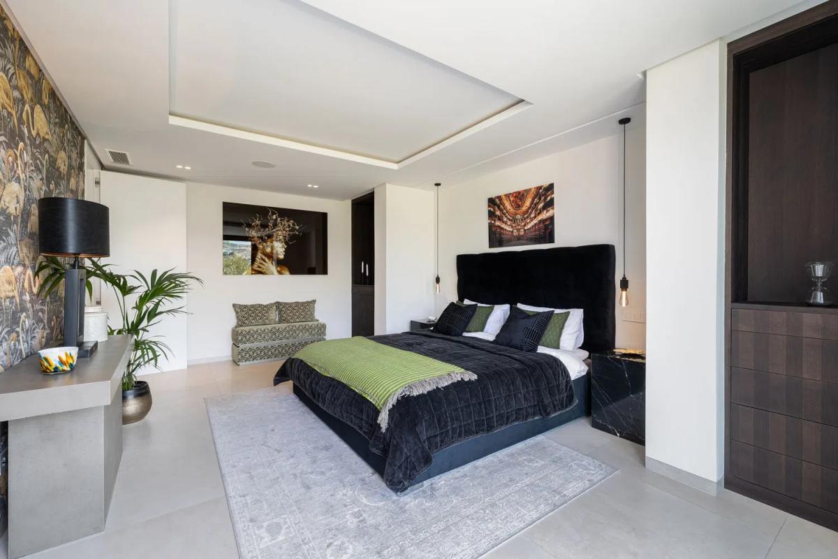 Продажа отдельного шале в  Barrio Los Naranjos, Марбелла photo 4