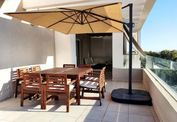 Penthouse for sale in  Calle Torrente Ballester, Marbella photo 3