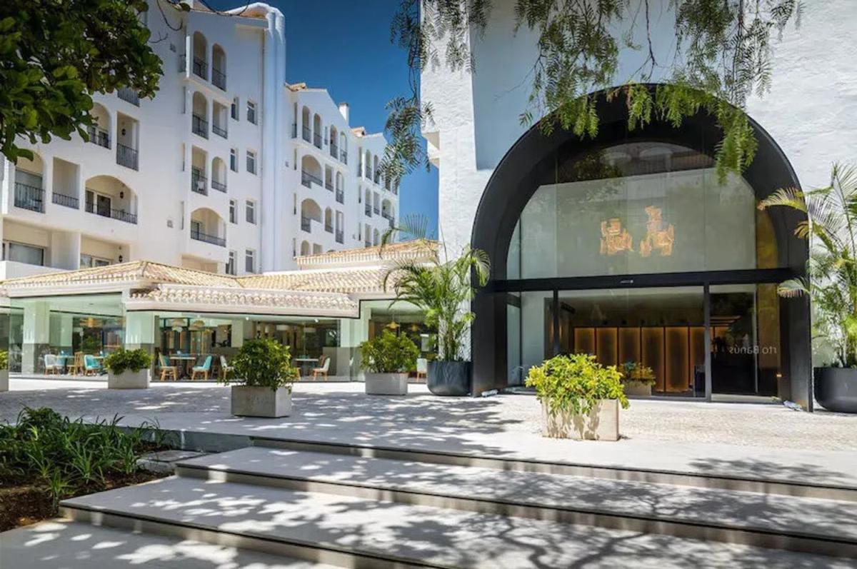 Sale of studio in Avenida Rotary, Marbella photo 1