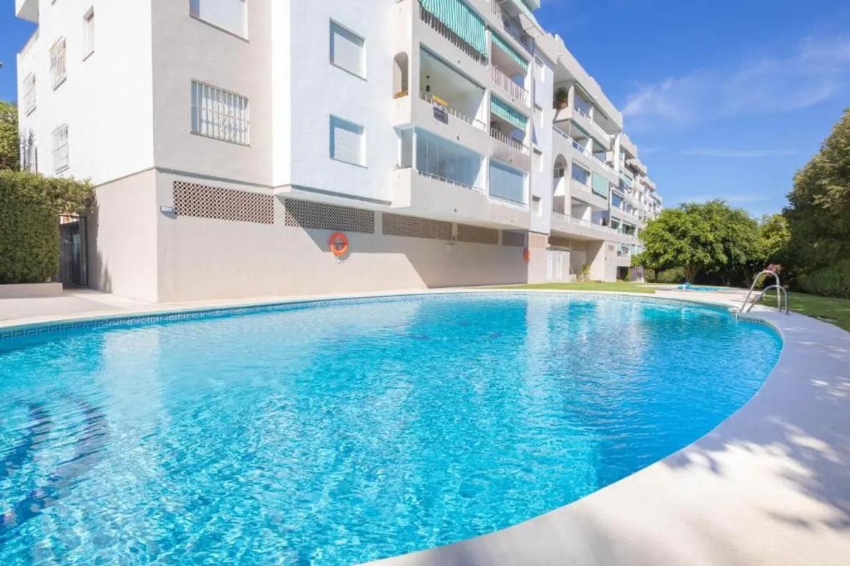 Venta de piso en Barrio Nueva Andalucía, Marbella
photo 2