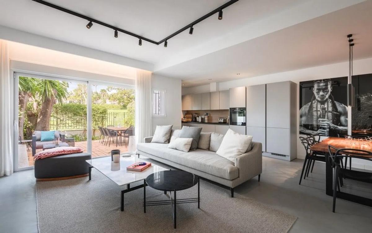 Venta de chalet independiente en Barrio Las Brisas, Marbella
photo 2