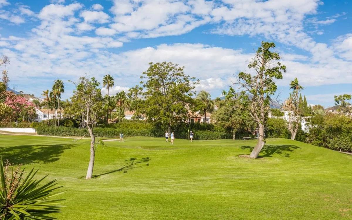 Venta de chalet independiente en Barrio Las Brisas, Marbella
photo 4