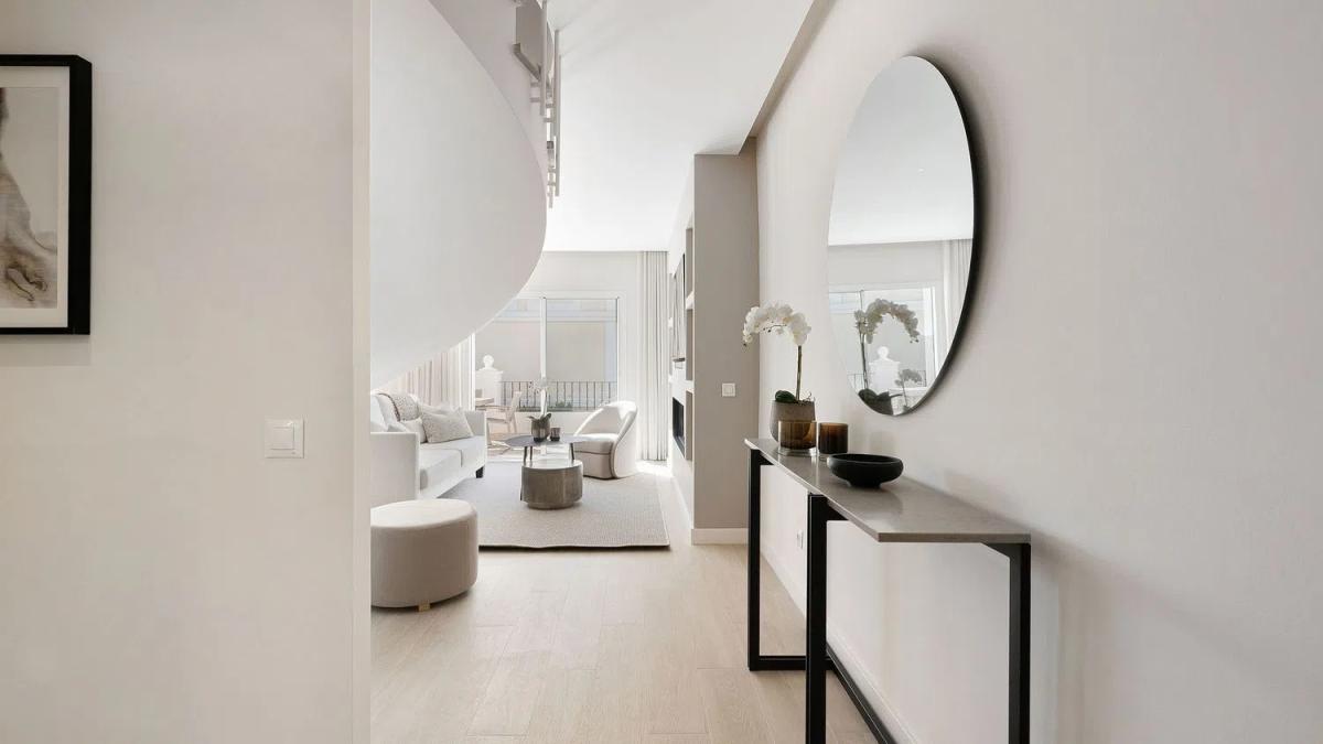 Venta de duplex en Urbanizacion Nva Andalucia Aloha, 26, Marbella photo 2