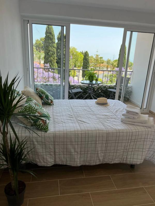 Sale of studio in Barrio Las Brisas, Marbella photo 3