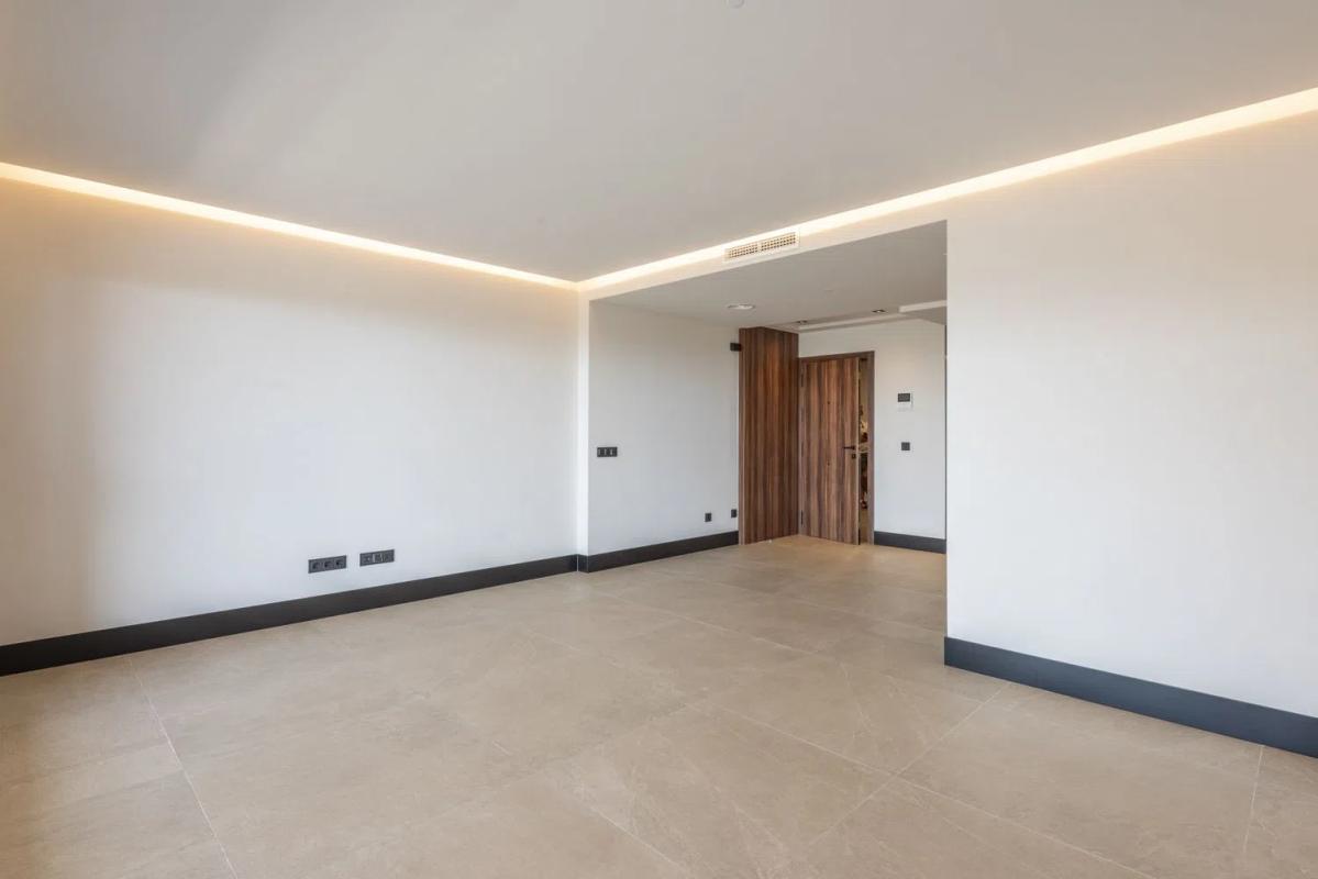 Venta de piso en Barrio Los Naranjos, Marbella
photo 3