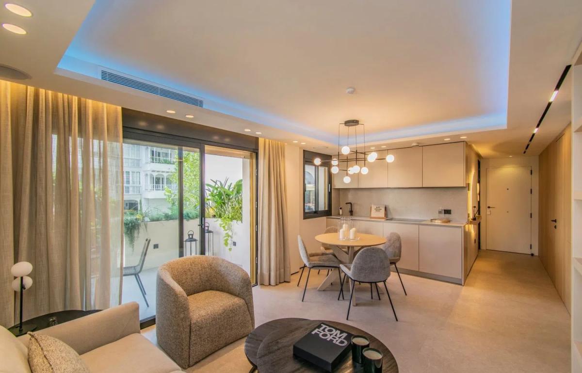 Sale of apartment in Calle los Lirios, Almoradí
 photo 2