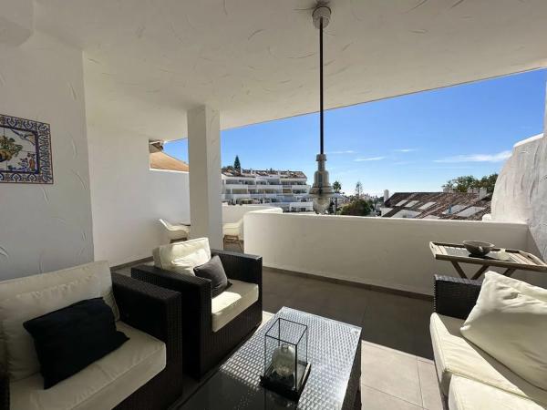 Dupleks na sprzedaż w Calle Yedras, Marbella thumbnail 1