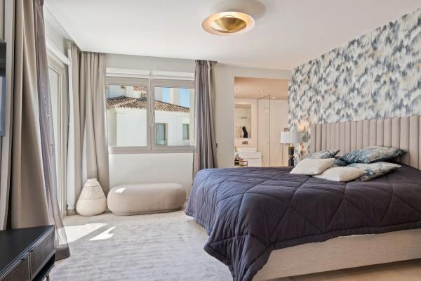 Penthouse for sale in  Calle Aries, 25, Marbella photo 4