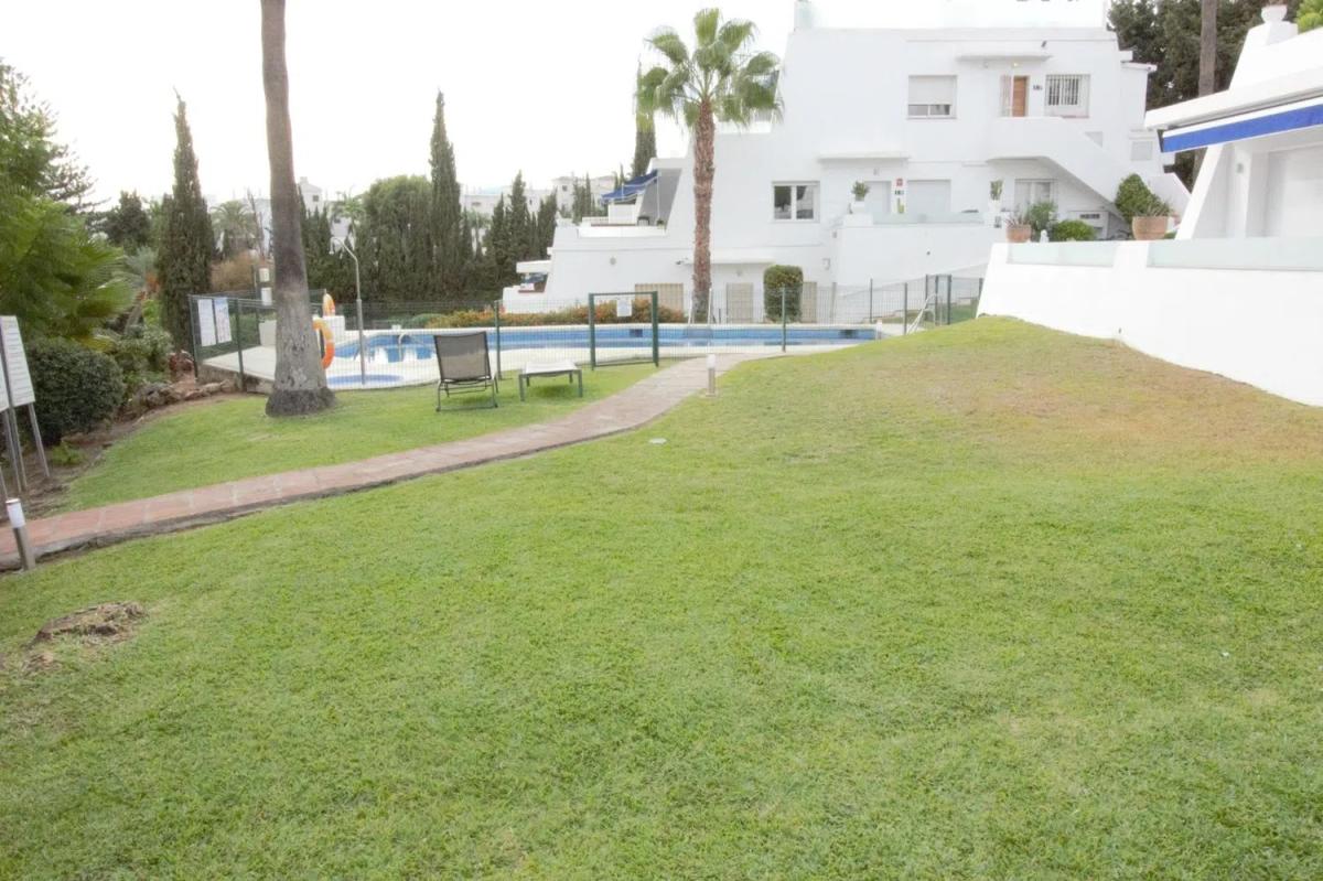 Venta de piso en Barrio Puerto Banús, Marbella
photo 2