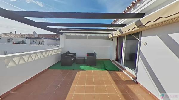 Penthouse for sale in  Barrio Rodeo Alto-Guadaiza-La Campana, Marbella photo 2