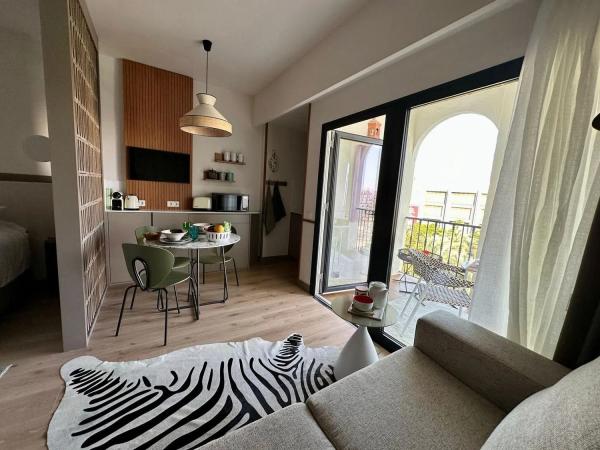 Studio for sale in Avenida Rotary Internacional s/n, Marbella photo 1