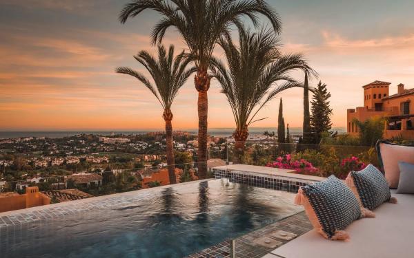 Dupleks na sprzedaż w Barrio Los Naranjos, Marbella photo 1