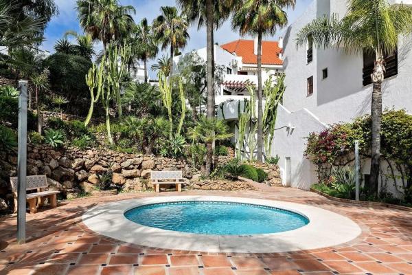 Dupleks na sprzedaż w Barrio Nueva Andalucía, Marbella photo 4