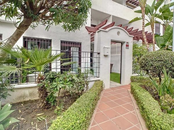 Dupleks na sprzedaż w Barrio Nueva Andalucía, Marbella photo 1