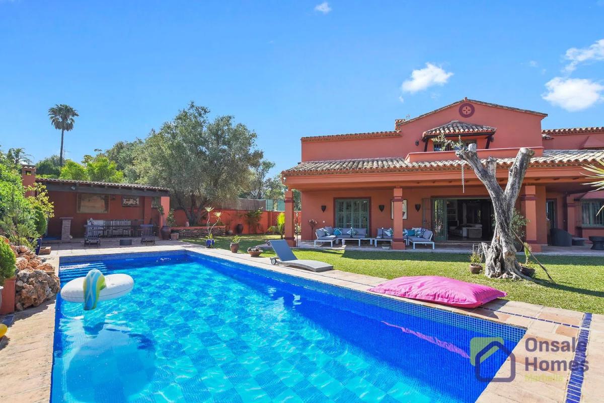 Продажа отдельного шале в Nueva andalucia s/n, Марбелла photo 1
