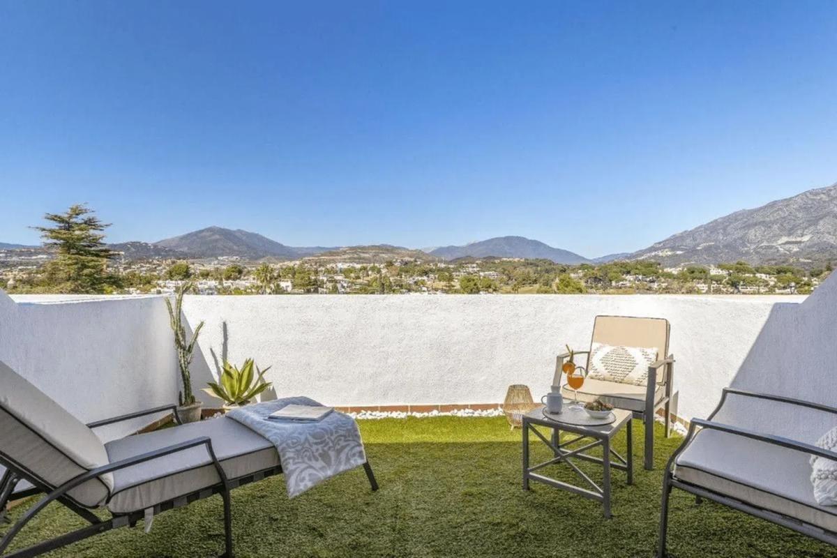 Sprzedaż duplexu w Barrio Aloha, Marbella photo 3