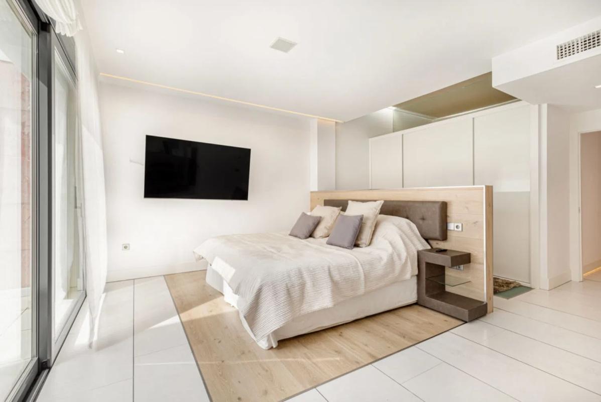 Продажа дуплекса на Avenida Avenue Avenue José Banús, 9, Марбелла photo 4