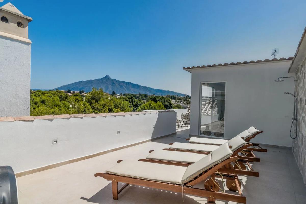Sprzedaż duplexu w Barrio Nueva Andalucía, Marbella photo 2