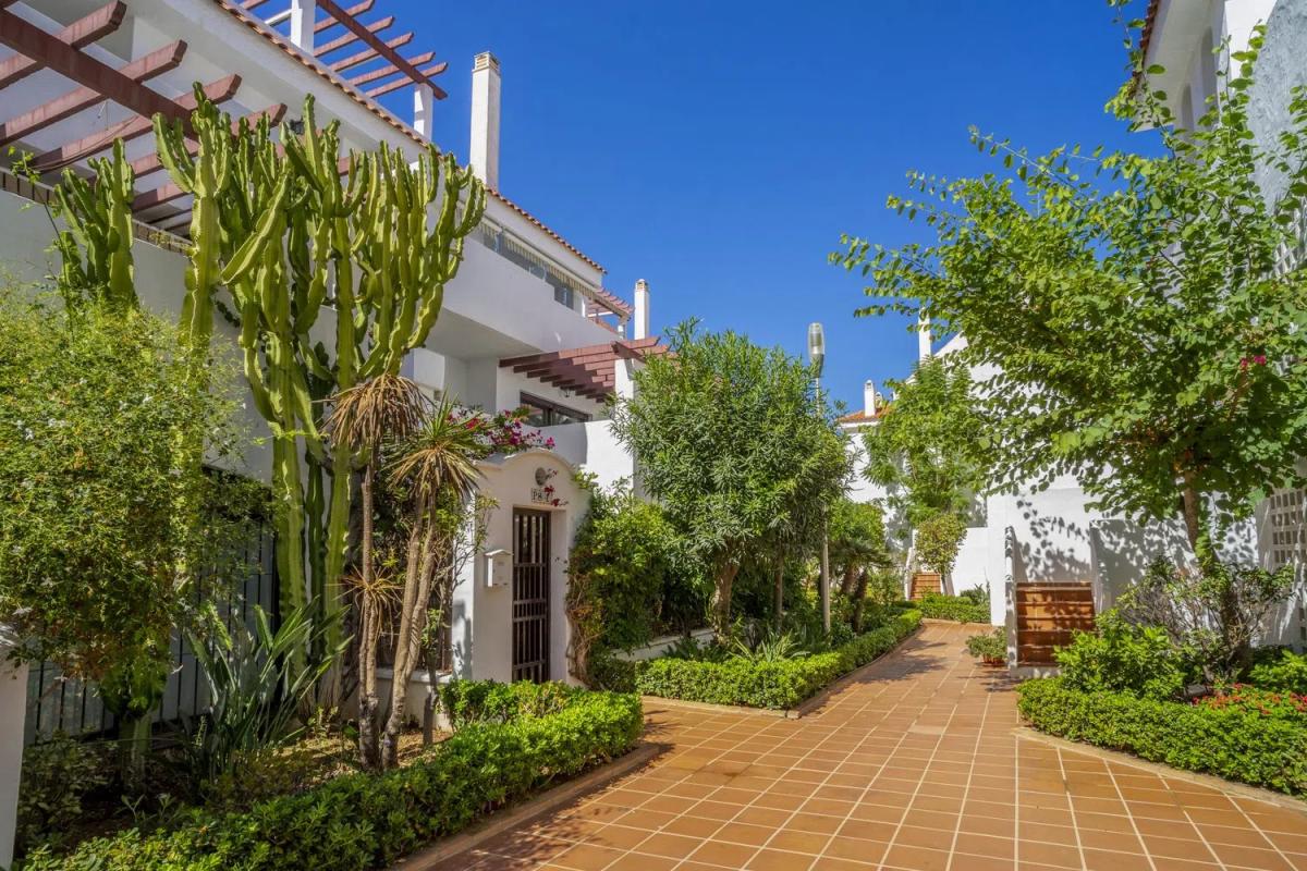 Sprzedaż duplexu w Calle las Ventas s/n, Marbella photo 5