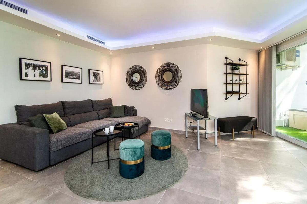 Sale of apartment in Barrio Puerto Banús, Marbella
photo 2