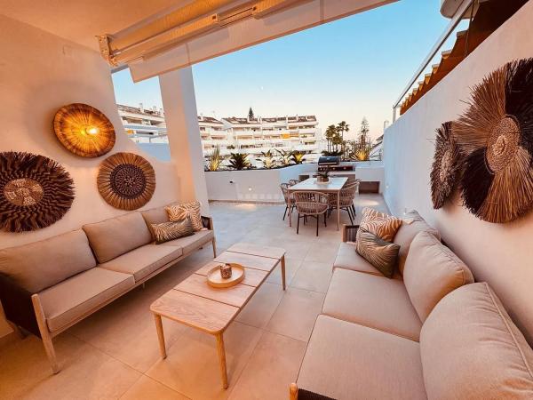Apartment for sale in Calle de las Adelfas, 17, Marbella thumbnail 2
