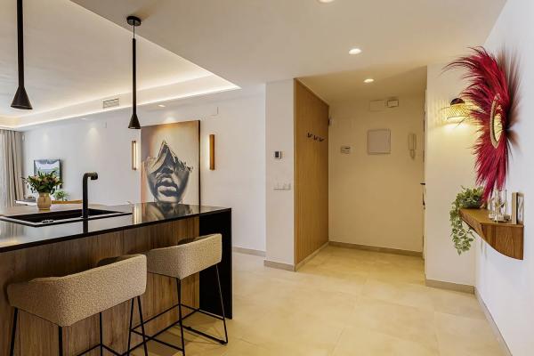 Apartment for sale in  Calle de las Adelfas, 17, Marbella photo 4