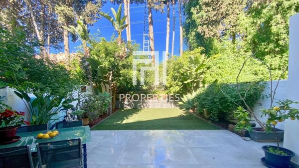 Chalet independiente en venta en  Urbanización Los Naranjos de Marbella, Marbella photo 4