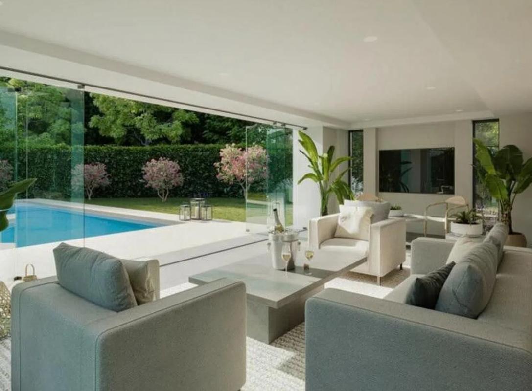 Venta de chalet independiente en Calle Aries, Marbella
 photo 4