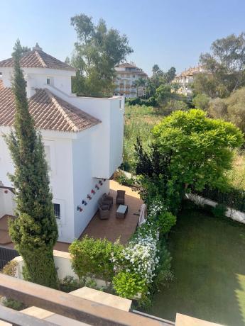 Wolnostojąca willa na sprzedaż w Calle Alameda, 42, Marbella photo 1