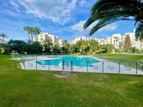 Дуплекс на продажу в Barrio Puerto Banús, Марбелья photo 1