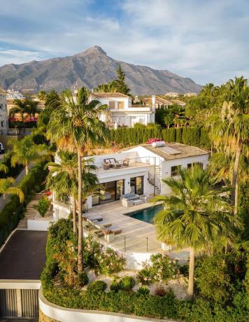 Detached villa for sale in  Super Manzana 3-J, Marbella photo 2