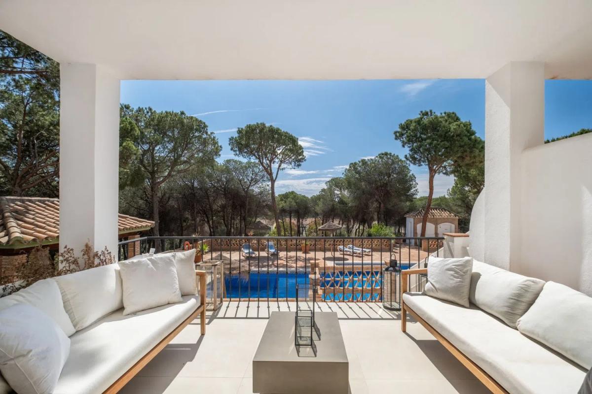 Sprzedaż duplexu w Urbanización Los Pinos de Aloha, Marbella photo 2