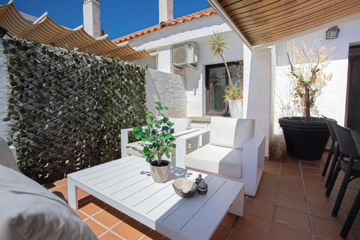 Venta de duplex en Calle el Califa s/n, Marbella photo 2
