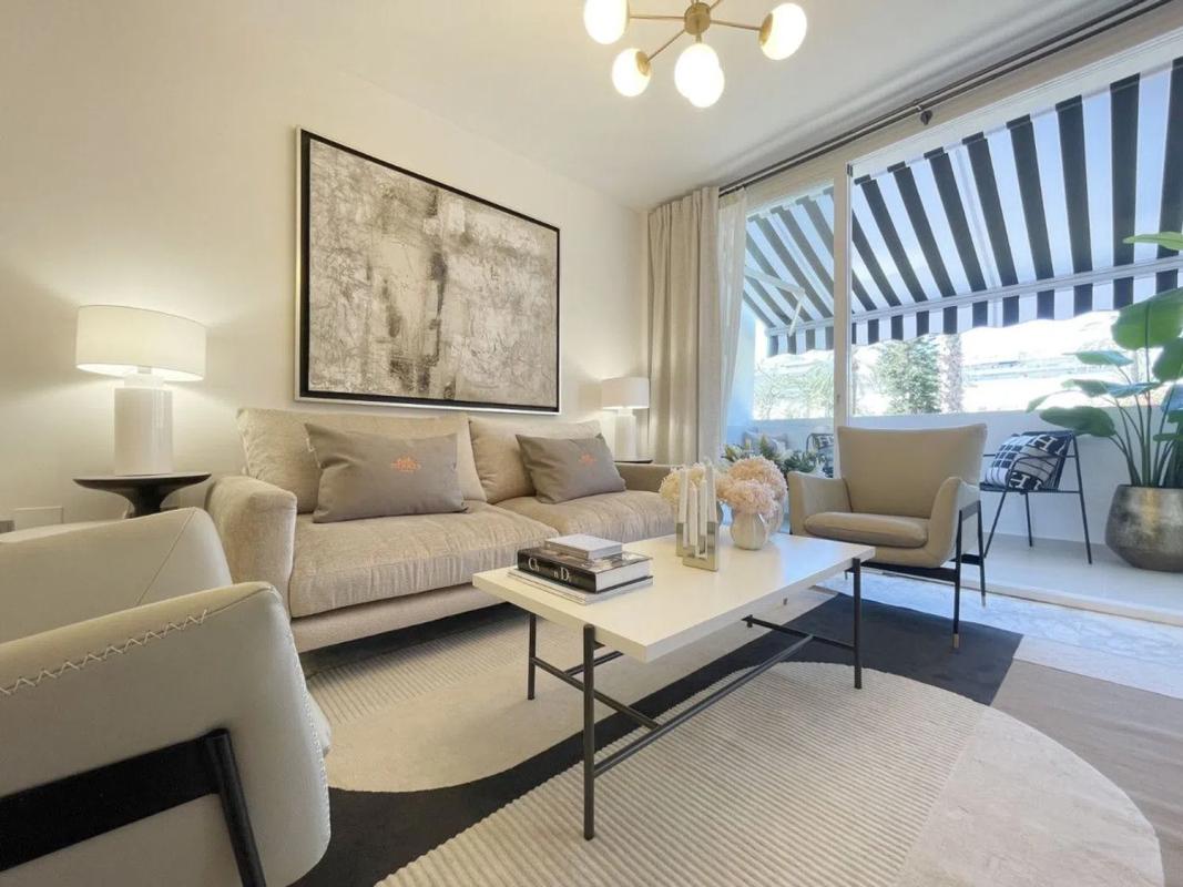 Sale of apartment in Avenida de las Naciones Unidas s/n, Marbella
 photo 2