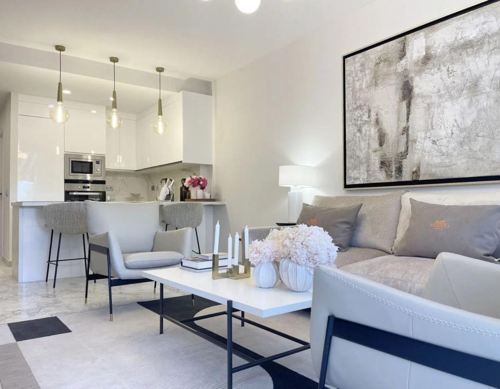 Sale of apartment in Avenida de las Naciones Unidas s/n, Marbella
 photo 4
