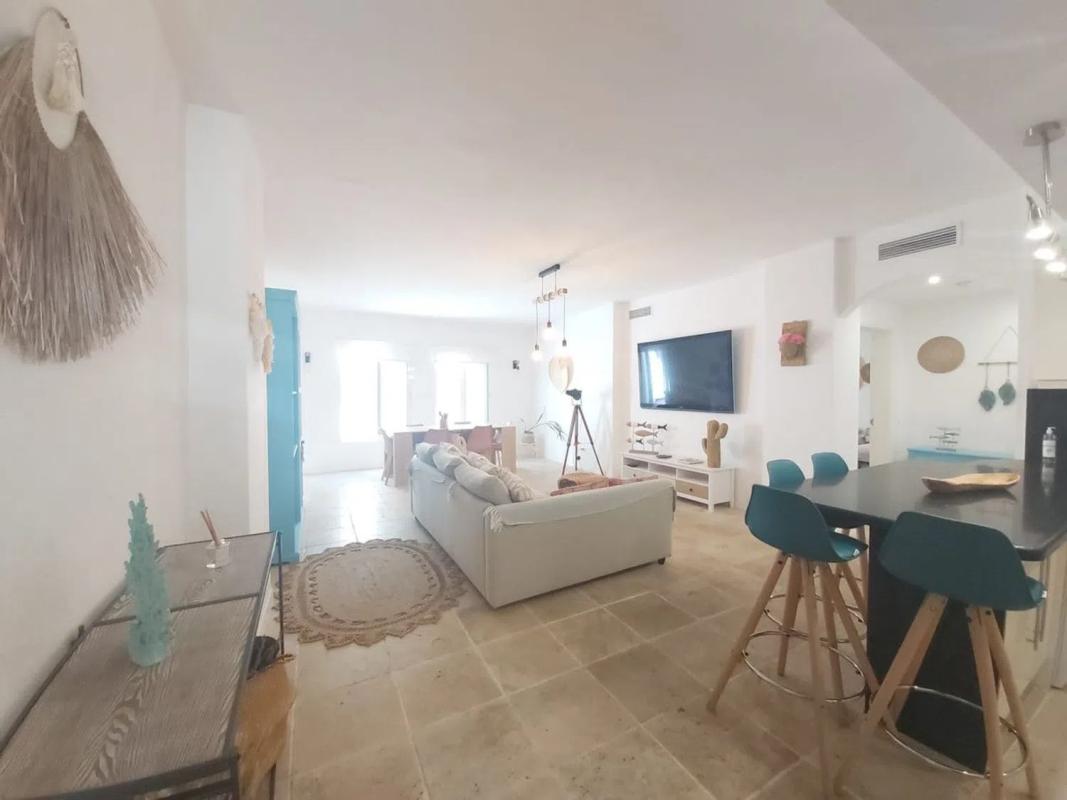 Sale of apartment in Barrio Puerto Banús, Marbella
photo 1