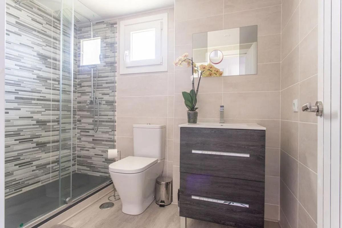 Duplex sale in Barrio Los Naranjos, Marbella photo 3