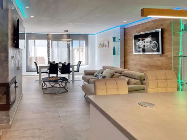 Apartment for sale in Avenida de Julio Iglesias, Marbella thumbnail 1