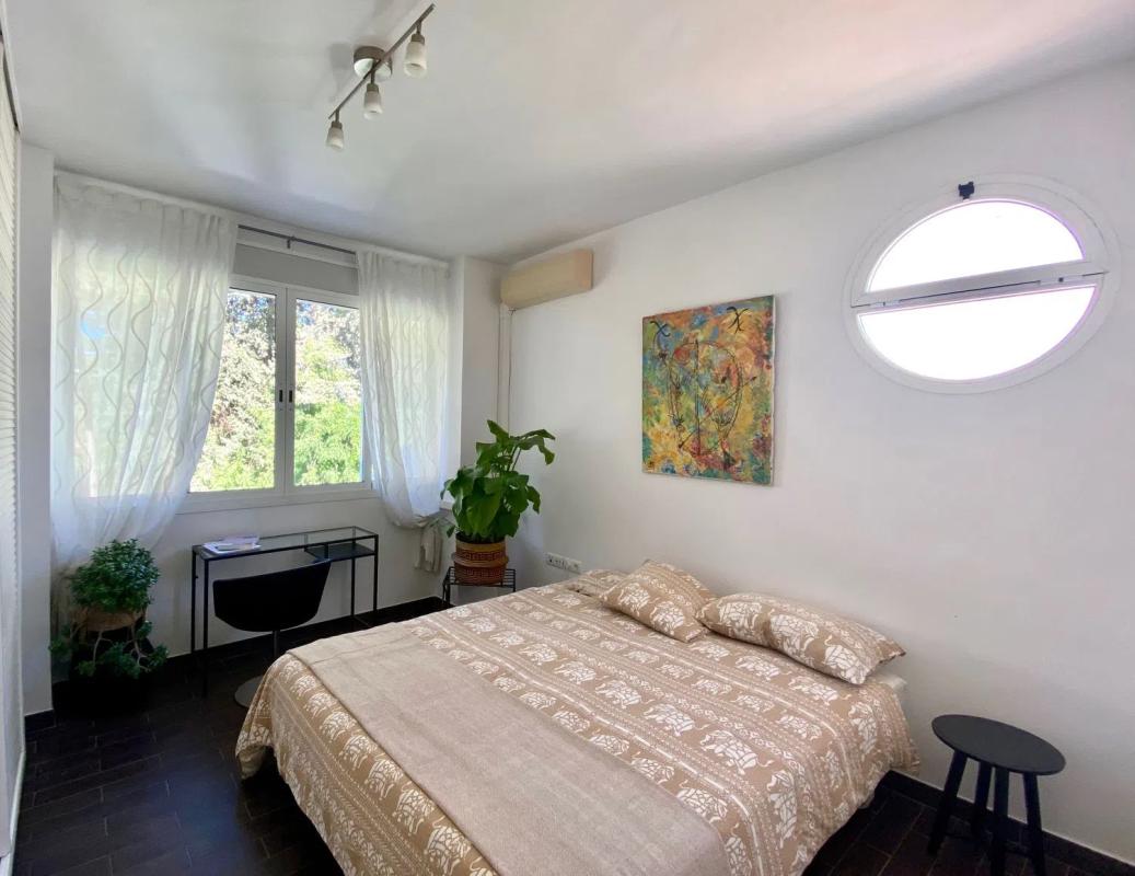 Venta de chalet independiente en Calle Alcaucín s/n, Marbella
 photo 3