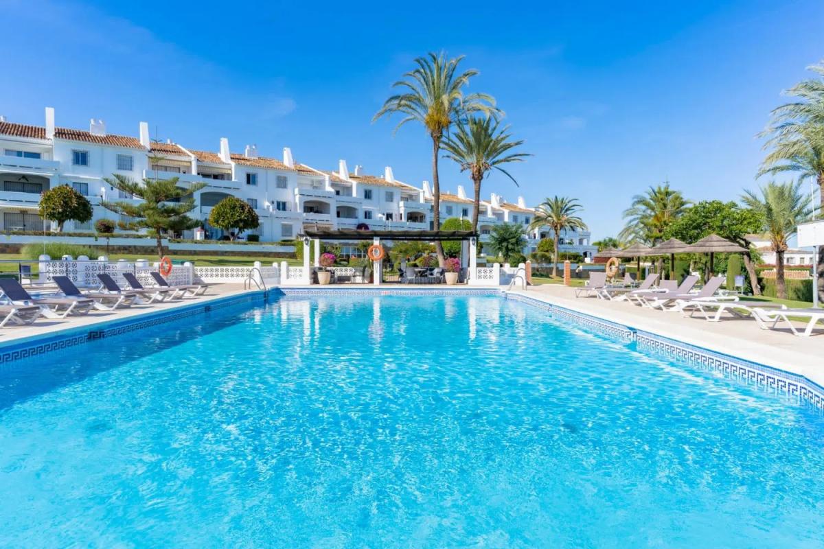 Sale of apartment in Barrio Nueva Andalucía, Marbella
photo 1