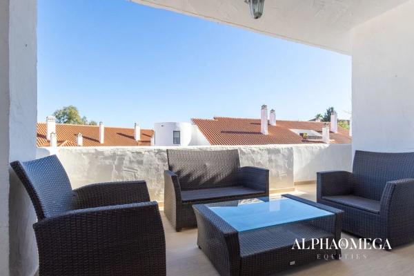 Apartment for sale in Calle el Califa, Marbella thumbnail 1